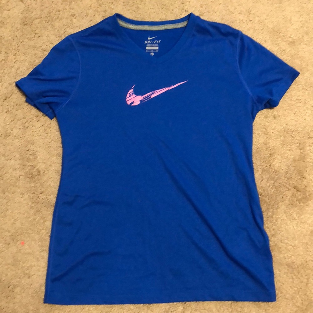nike dri-fit workout t-shirt